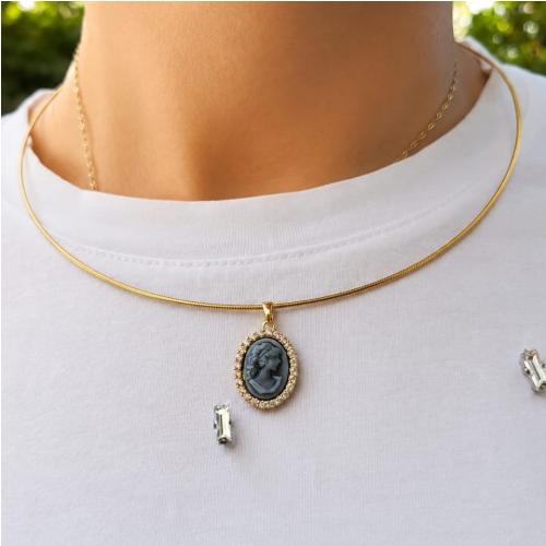 Collier Camée