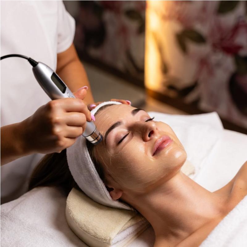 BoostFace – Soin du Visage Haute Technologie