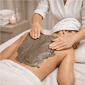 Rituel Dos Purifiant – Gommage au Sel & Enveloppement à la Boue