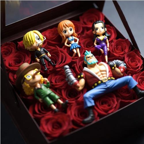 Box Roses & Figurines One Piece